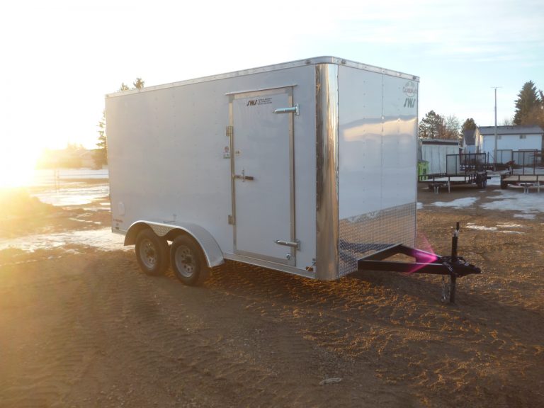 “E” SERIES FLAT/WEDGE NOSE ENCLOSED CARGO TRAILER – SWS Trailers